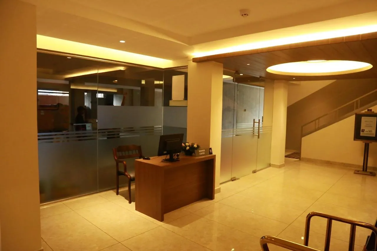 Hotel Picnic Manjeri