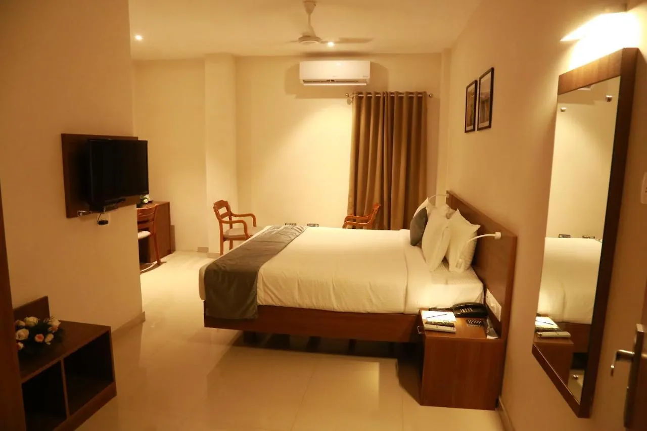 Hotel Picnic Manjeri